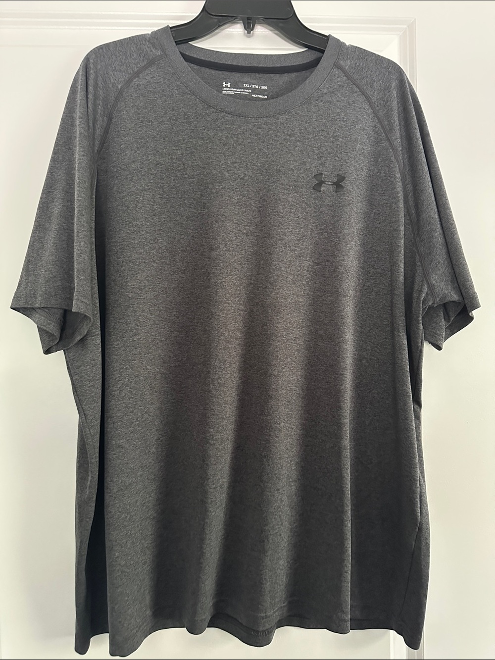 Under Armour HeatGear Charcoal Heather Performance Crew Neck Tee